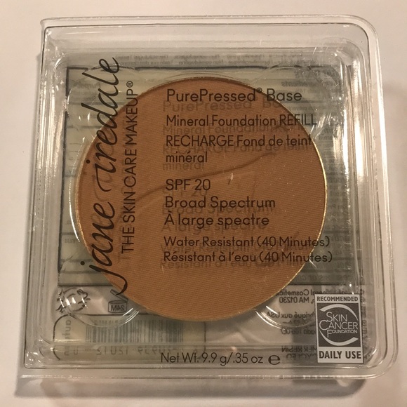 autumn PurePressed Base Foundation - Picture 2 of 3